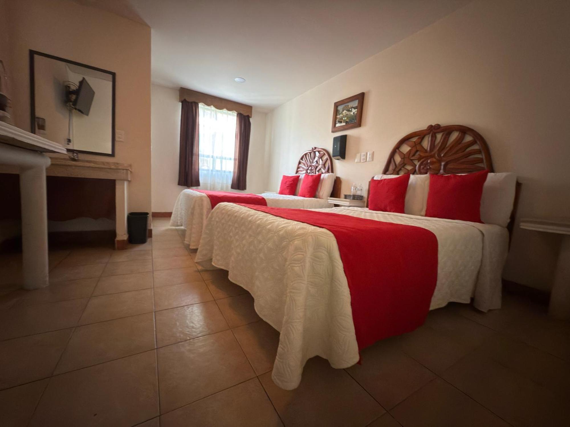 Hotel Arbis Puebla de Zaragoza Esterno foto